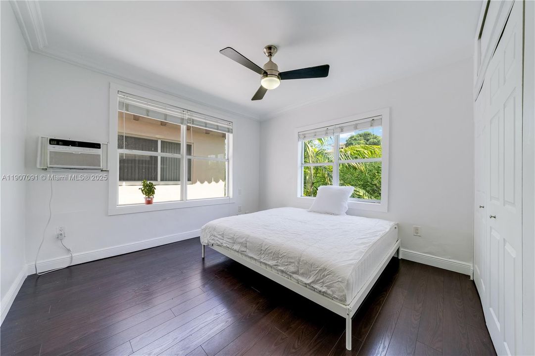 For Sale: $215,000 (0 beds, 1 baths, 315 Square Feet)