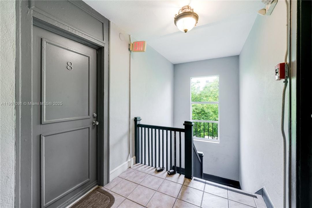 For Sale: $215,000 (0 beds, 1 baths, 315 Square Feet)