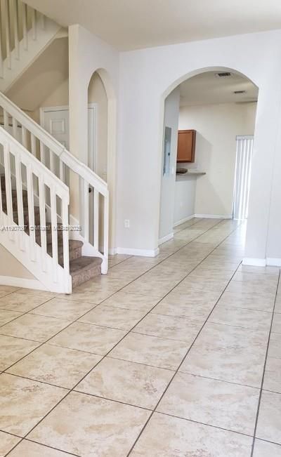 На продажу: $548,900 (3 спален, 2 ванн, 1574 Квадратных фут)