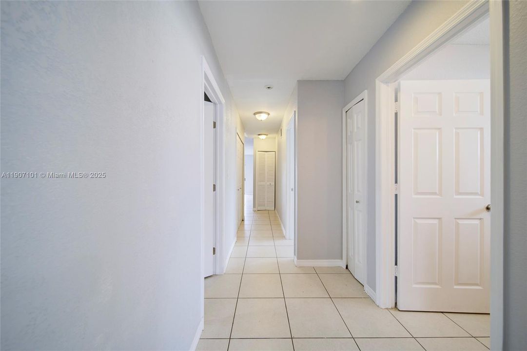 For Rent: $2,700 (4 beds, 2 baths, 1222 Square Feet)