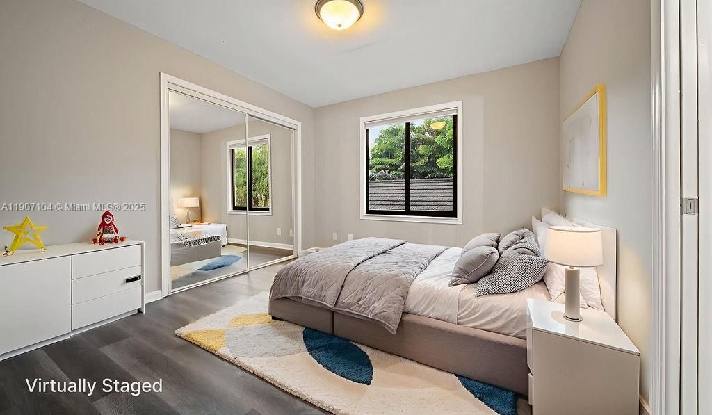 Recently Rented: $8,900 (5 beds, 3 baths, 3346 Square Feet)