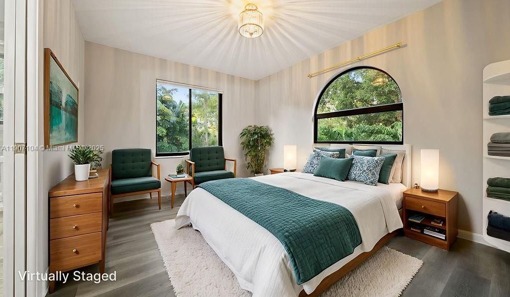 Recently Rented: $8,900 (5 beds, 3 baths, 3346 Square Feet)