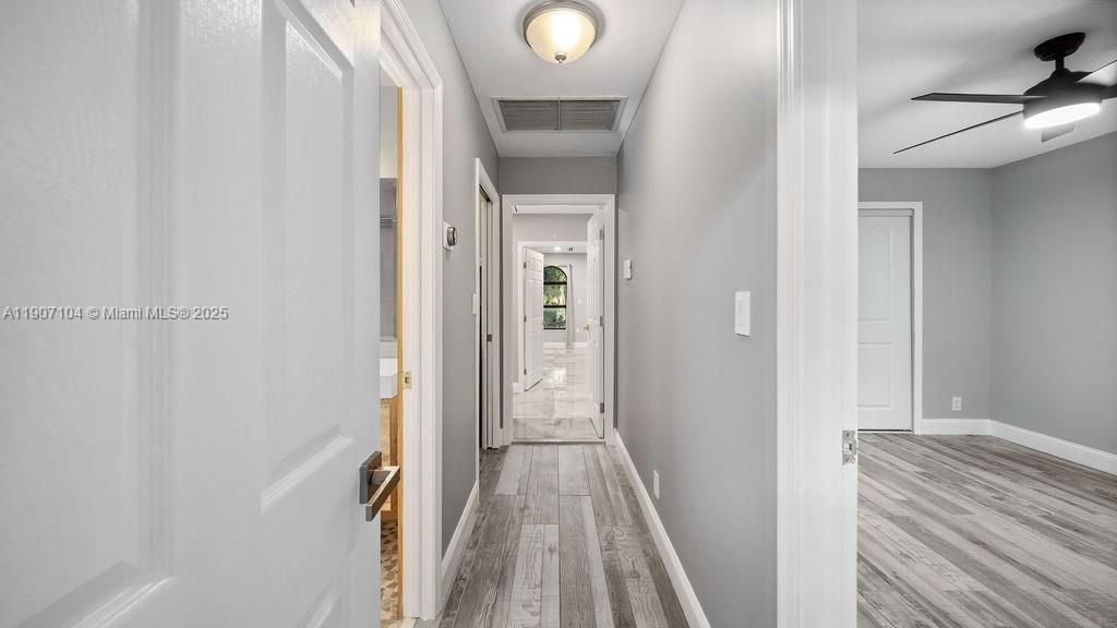 Recently Rented: $8,900 (5 beds, 3 baths, 3346 Square Feet)