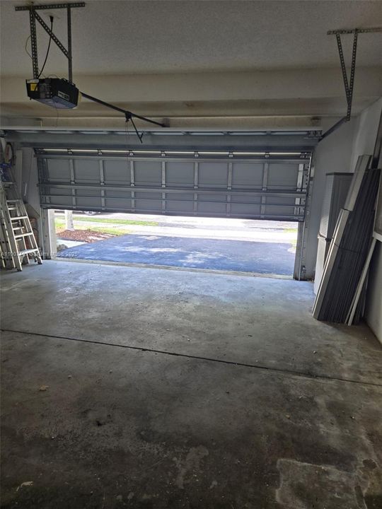 En Venta: $960,000 (4 camas, 2 baños, 1902 Pies cuadrados)