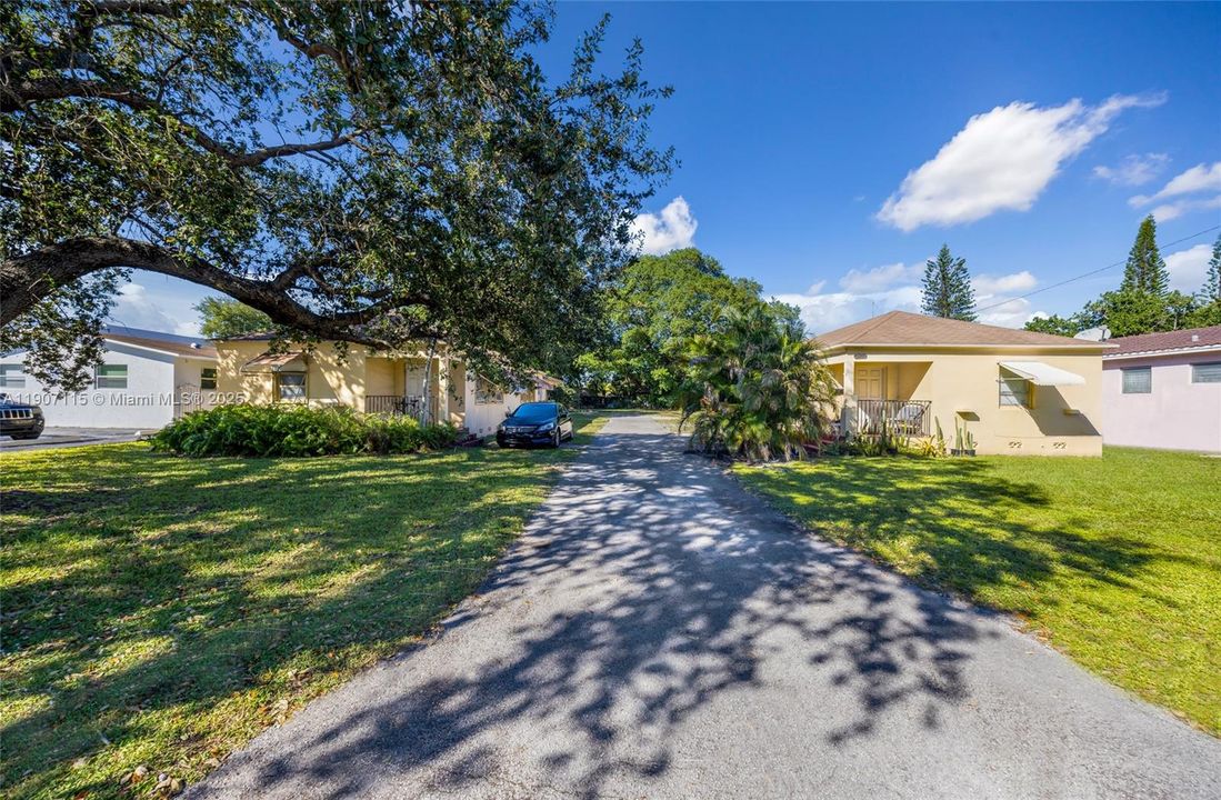 待售: $1,000,000 (0 贝兹, 0 浴室, 2960 平方英尺)