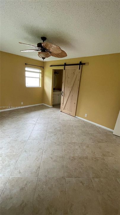 For Sale: $145,000 (2 beds, 2 baths, 1096 Square Feet)