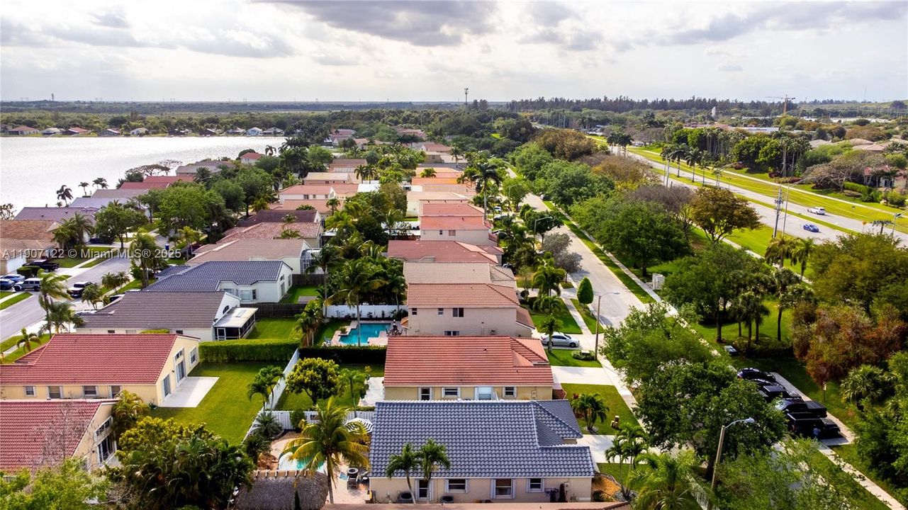 Recientemente alquilado: $4,400 (3 camas, 2 baños, 1648 Pies cuadrados)