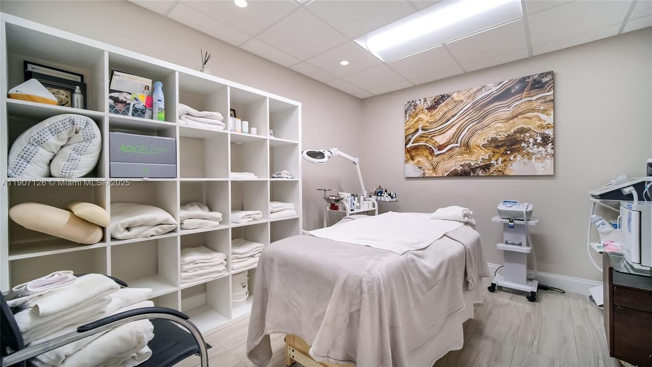 待售: $1,195,000 (0 贝兹, 0 浴室, 0 平方英尺)