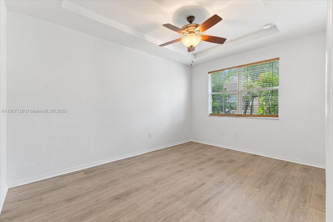 For Rent: $3,300 (4 beds, 2 baths, 1793 Square Feet)