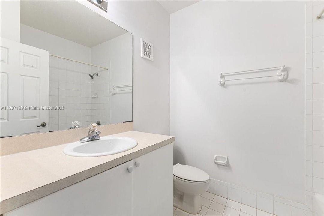 For Rent: $3,300 (4 beds, 2 baths, 1793 Square Feet)