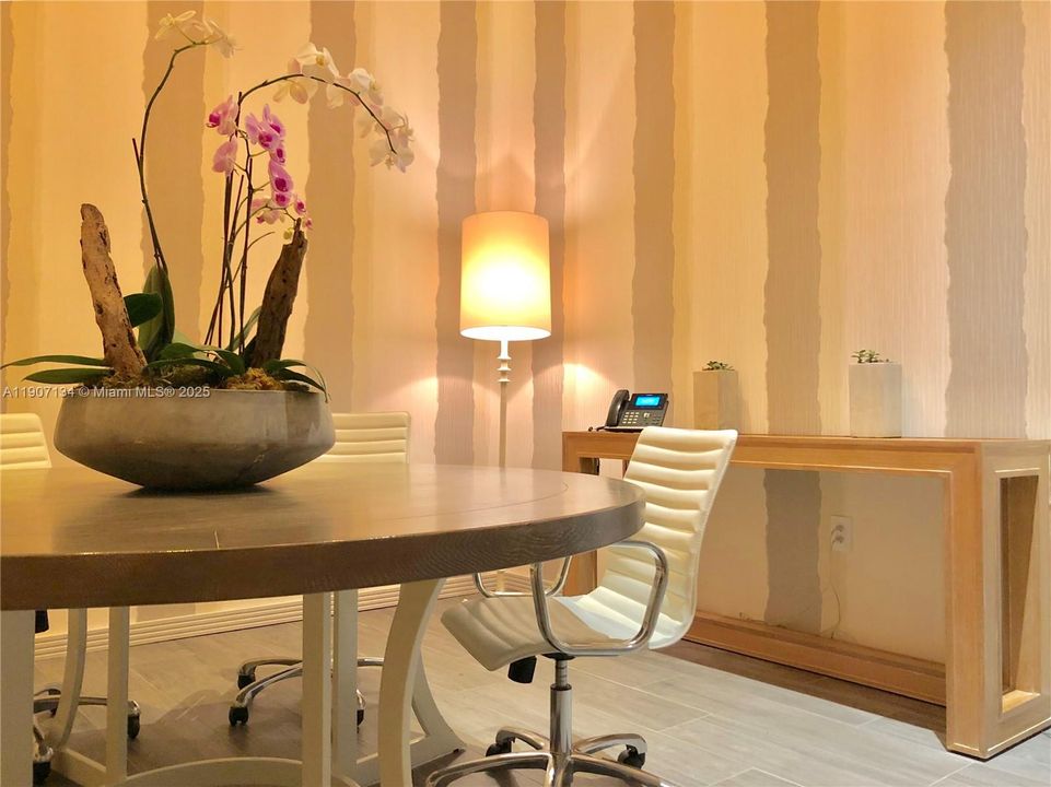 For Rent: $5,700 (2 beds, 2 baths, 1060 Square Feet)