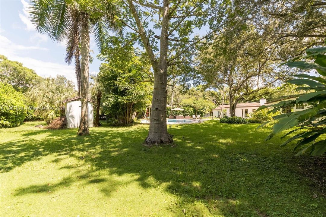 For Rent: $12,400 (4 beds, 3 baths, 3092 Square Feet)