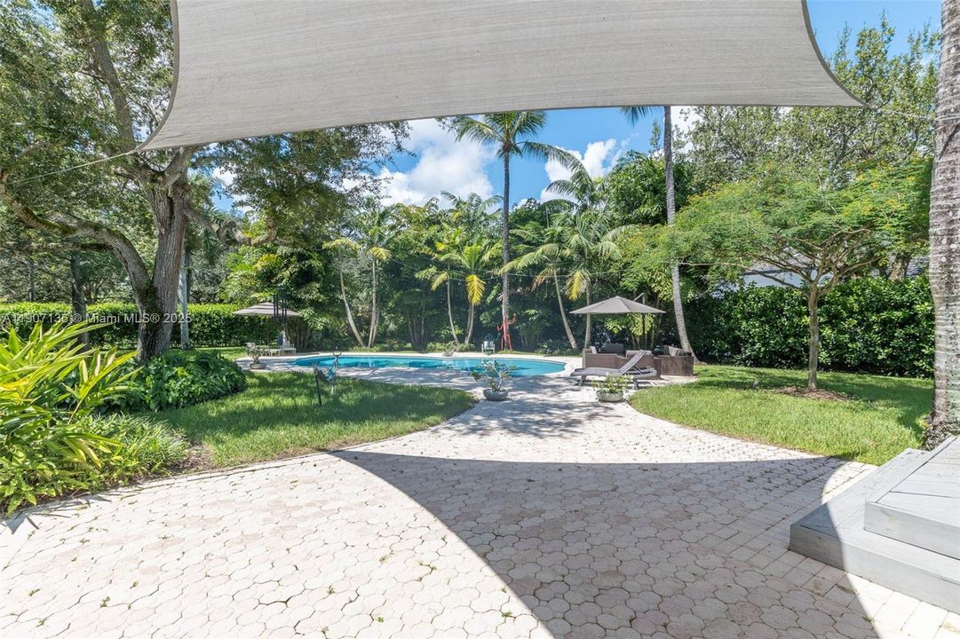 For Rent: $12,400 (4 beds, 3 baths, 3092 Square Feet)