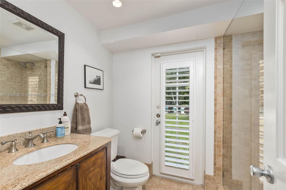 For Rent: $12,400 (4 beds, 3 baths, 3092 Square Feet)