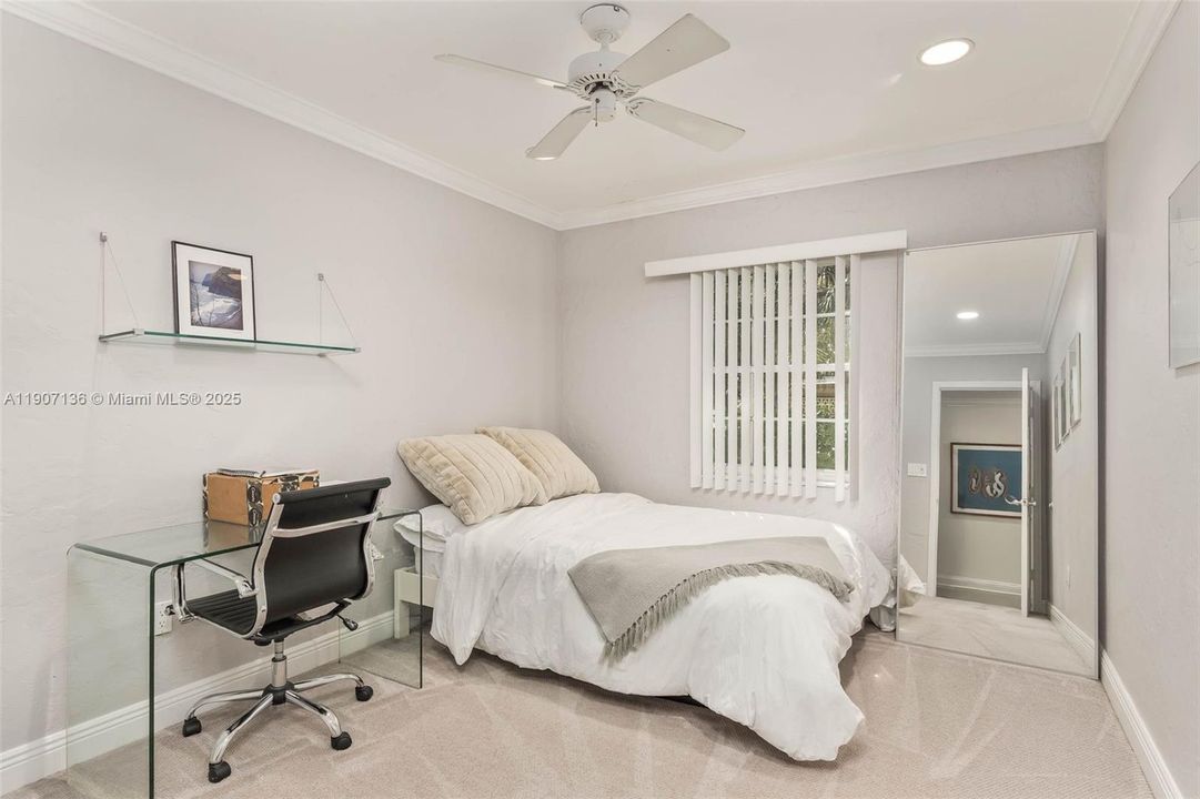 For Rent: $12,400 (4 beds, 3 baths, 3092 Square Feet)