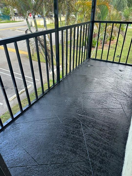 出租: $1,990 (2 贝兹, 2 浴室, 1007 平方英尺)