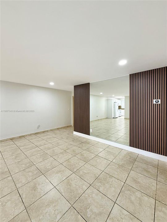 Active With Contract: $3,000 (3 beds, 2 baths, 1445 Square Feet)