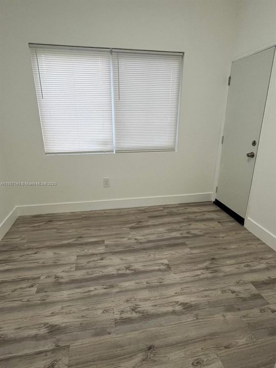 For Rent: $2,000 (2 beds, 2 baths, 425 Square Feet)