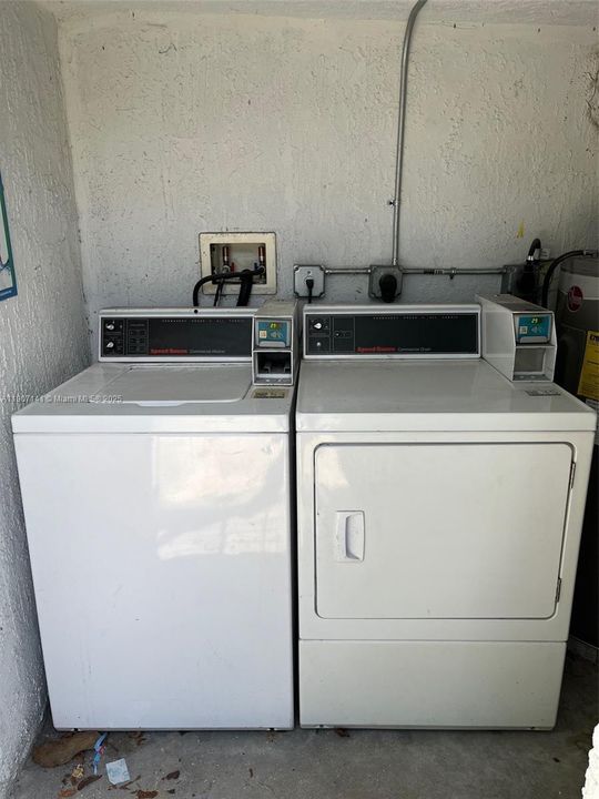 For Rent: $2,000 (2 beds, 2 baths, 425 Square Feet)