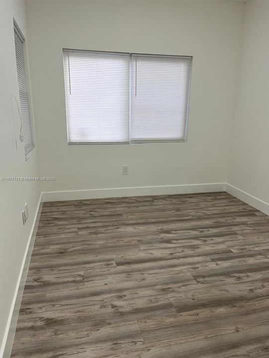 For Rent: $2,000 (2 beds, 2 baths, 425 Square Feet)