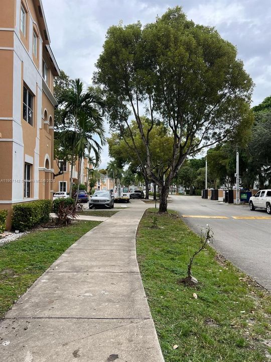 En Renta: $2,399 (2 camas, 2 baños, 1130 Pies cuadrados)