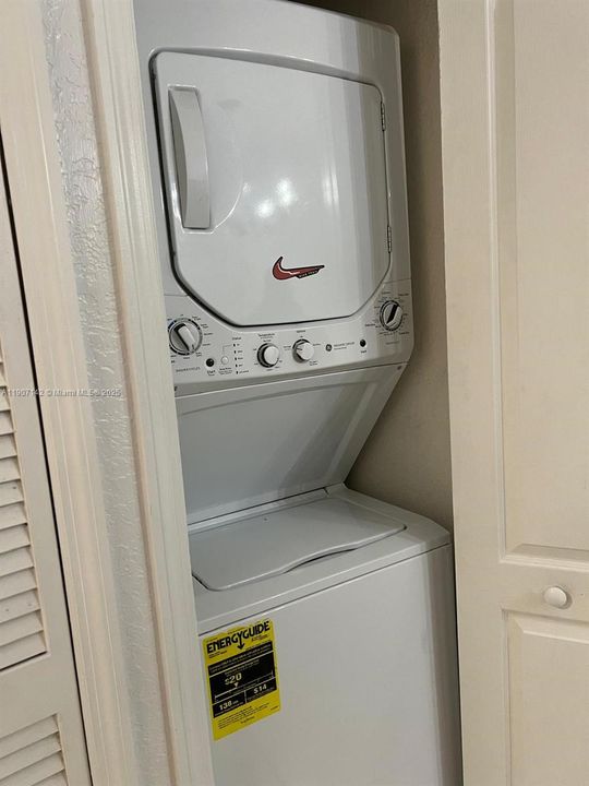 En Renta: $2,399 (2 camas, 2 baños, 1130 Pies cuadrados)