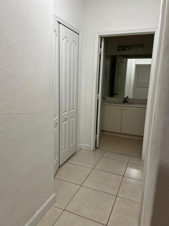 En Renta: $2,399 (2 camas, 2 baños, 1130 Pies cuadrados)