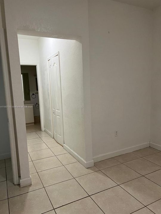 En Renta: $2,399 (2 camas, 2 baños, 1130 Pies cuadrados)