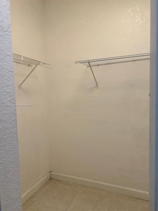 En Renta: $2,399 (2 camas, 2 baños, 1130 Pies cuadrados)