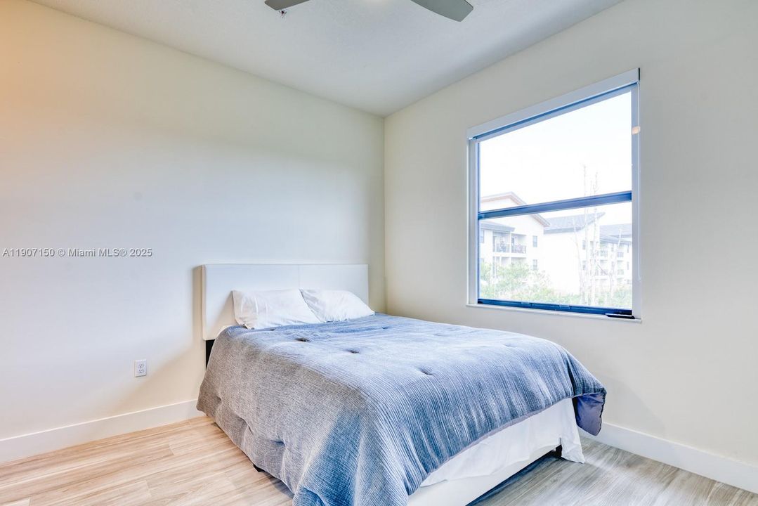 For Rent: $3,100 (2 beds, 2 baths, 1072 Square Feet)