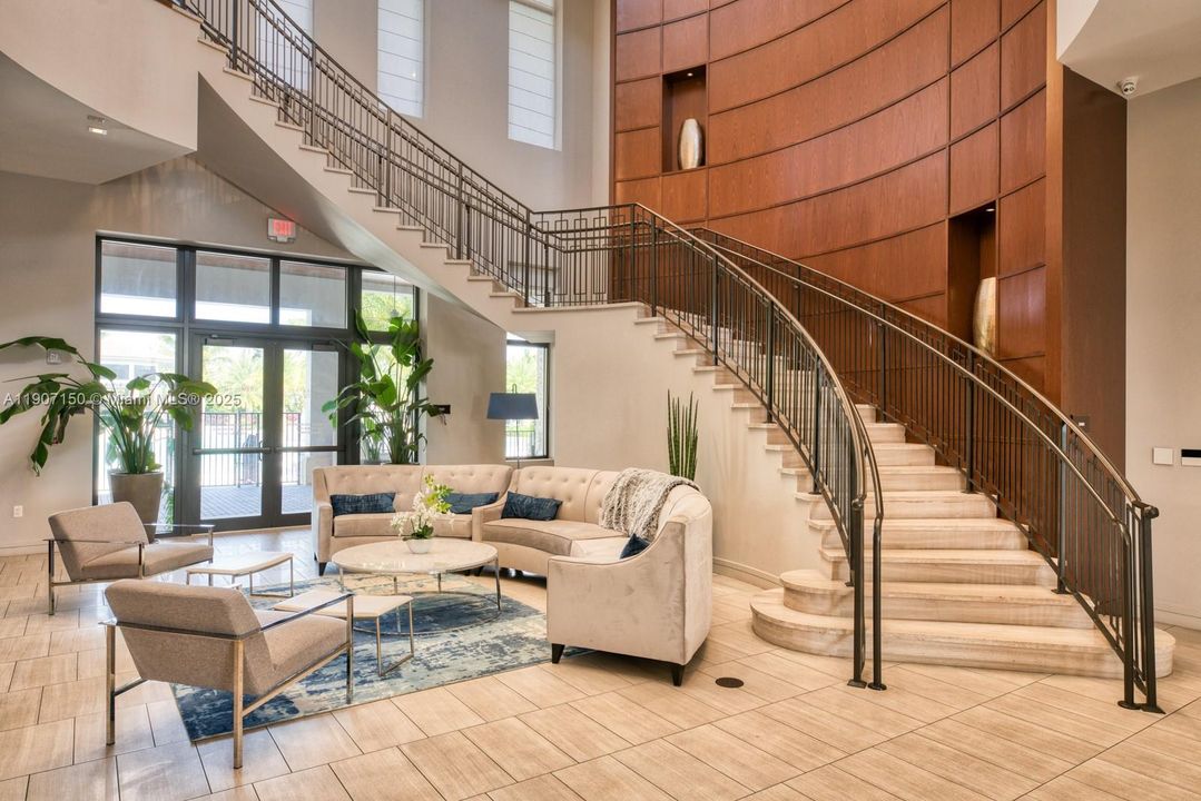 For Rent: $3,100 (2 beds, 2 baths, 1072 Square Feet)