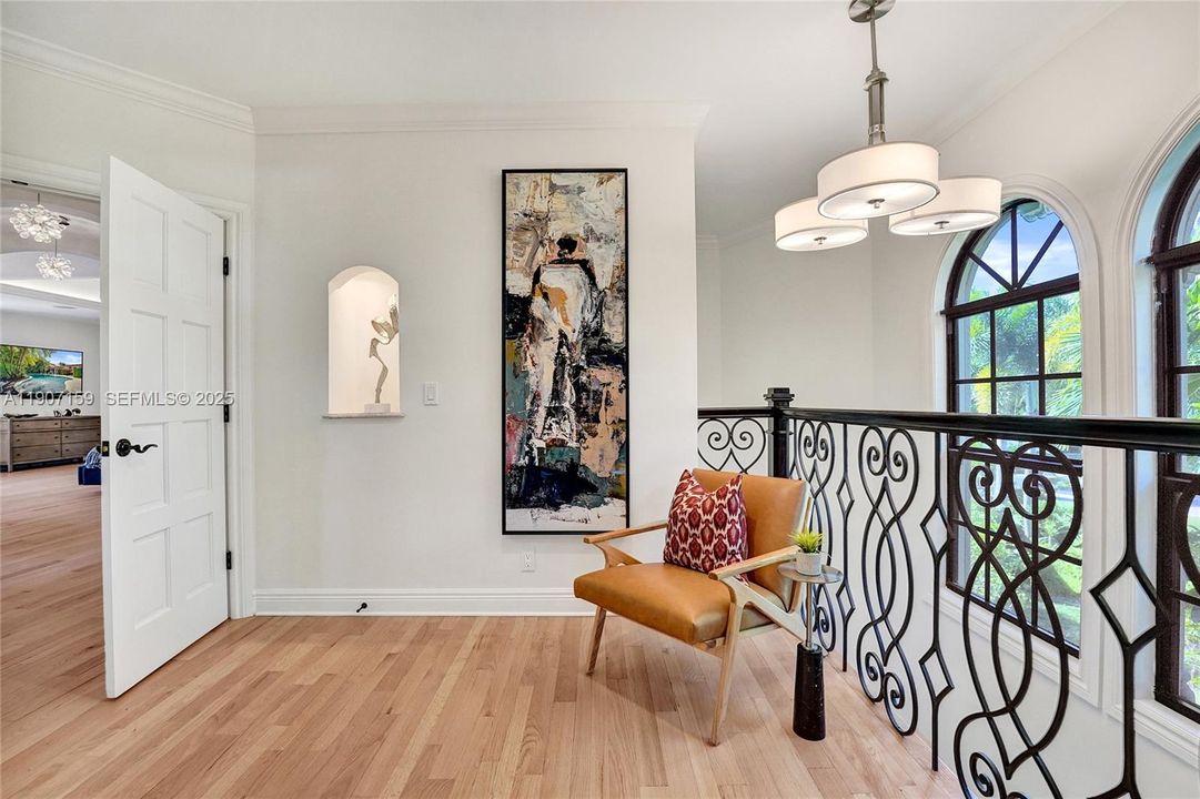 出租: $29,500 (5 贝兹, 5 浴室, 5596 平方英尺)