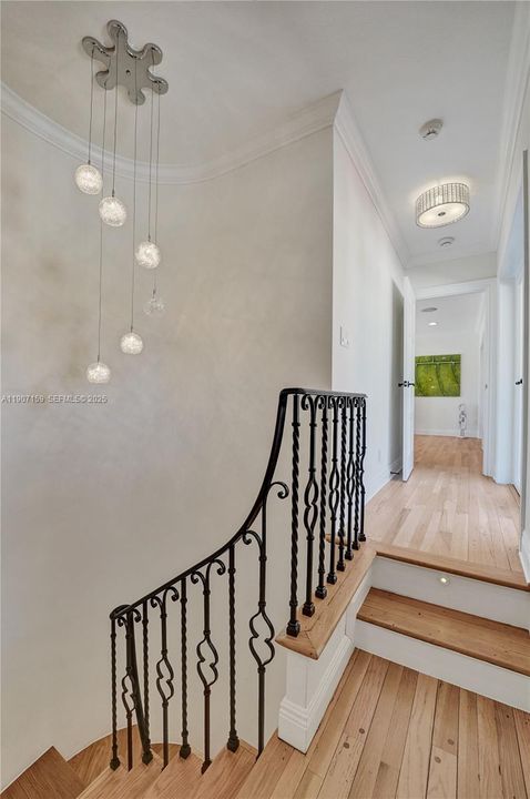 出租: $29,500 (5 贝兹, 5 浴室, 5596 平方英尺)