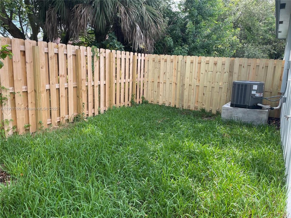 For Rent: $3,000 (3 beds, 2 baths, 2397 Square Feet)