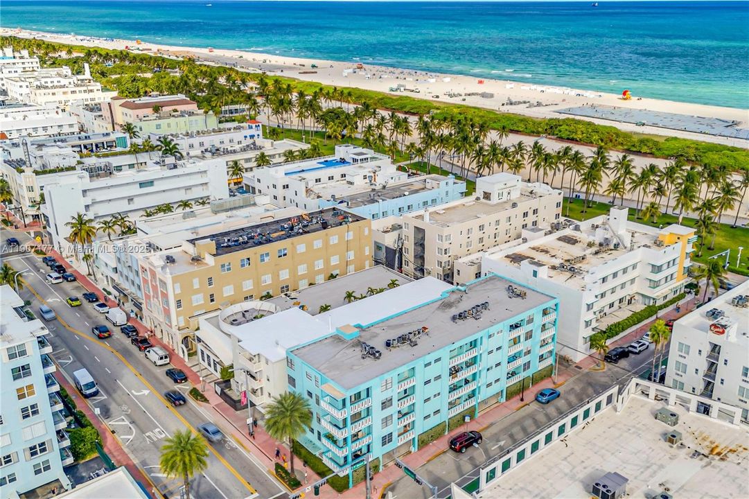 Recently Rented: $2,500 (2 beds, 1 baths, 900 Square Feet)