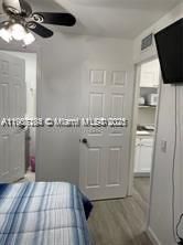 Под контрактом: $1,300 (1 спален, 1 ванн, 1914 Квадратных фут)