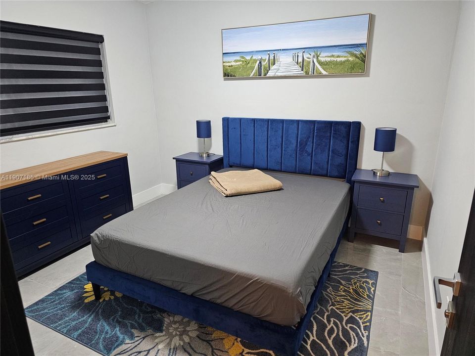 For Rent: $2,250 (2 beds, 1 baths, 754 Square Feet)