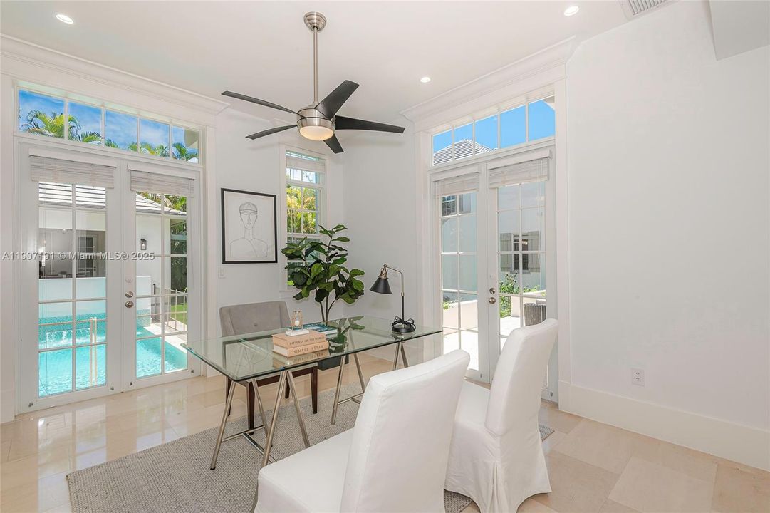 На продажу: $5,595,000 (7 спален, 8 ванн, 5797 Квадратных фут)