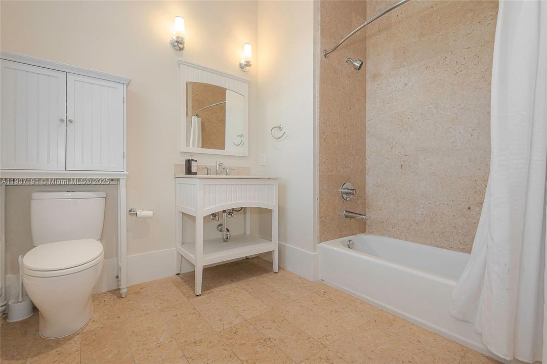 На продажу: $5,595,000 (7 спален, 8 ванн, 5797 Квадратных фут)