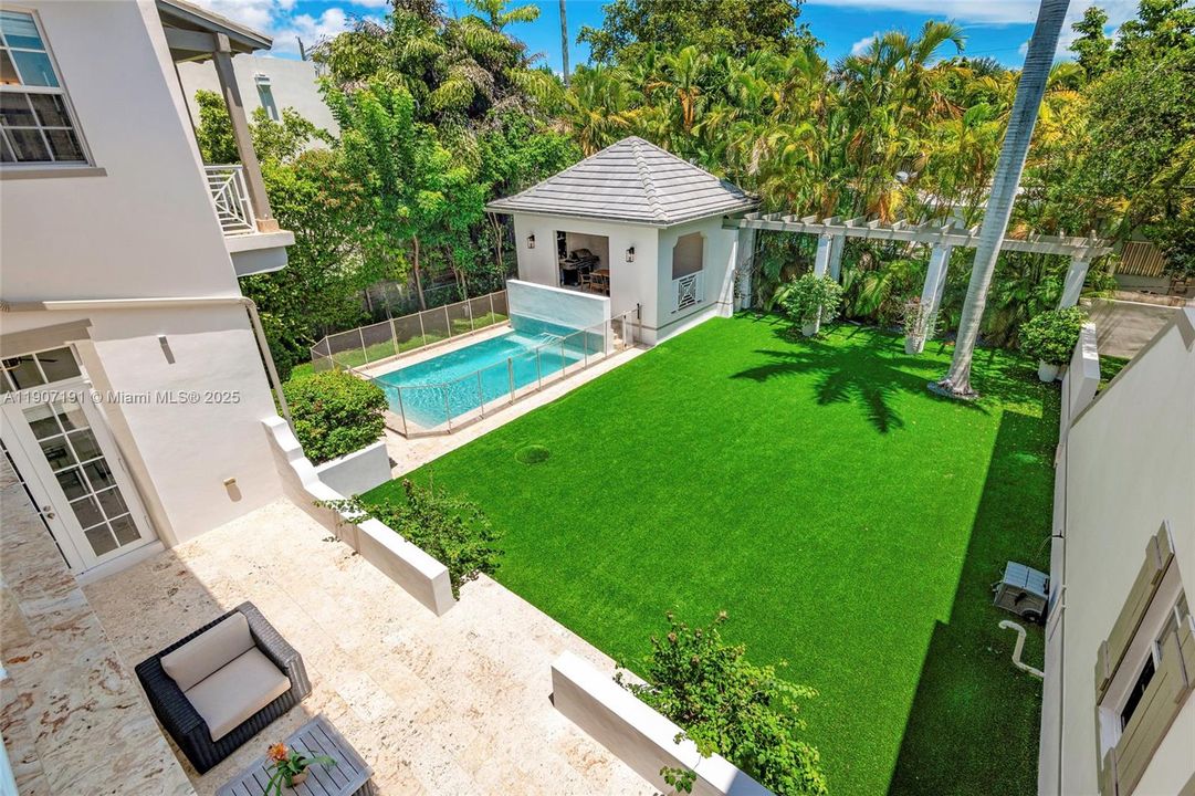 На продажу: $5,595,000 (7 спален, 8 ванн, 5797 Квадратных фут)