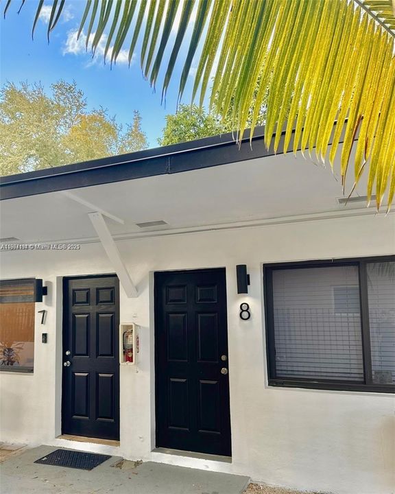 Recently Rented: $1,700 (1 beds, 1 baths, 650 Square Feet)