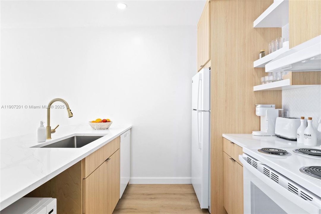 На продажу: $2,950,000 (0 спален, 0 ванн, 5144 Квадратных фут)