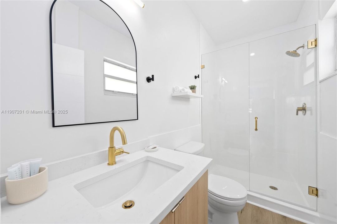 На продажу: $2,950,000 (0 спален, 0 ванн, 5144 Квадратных фут)