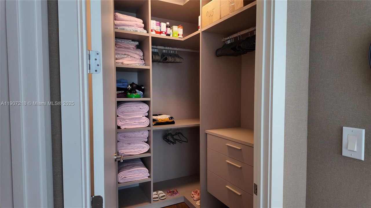 待售: $4,950,000 (4 贝兹, 4 浴室, 3150 平方英尺)