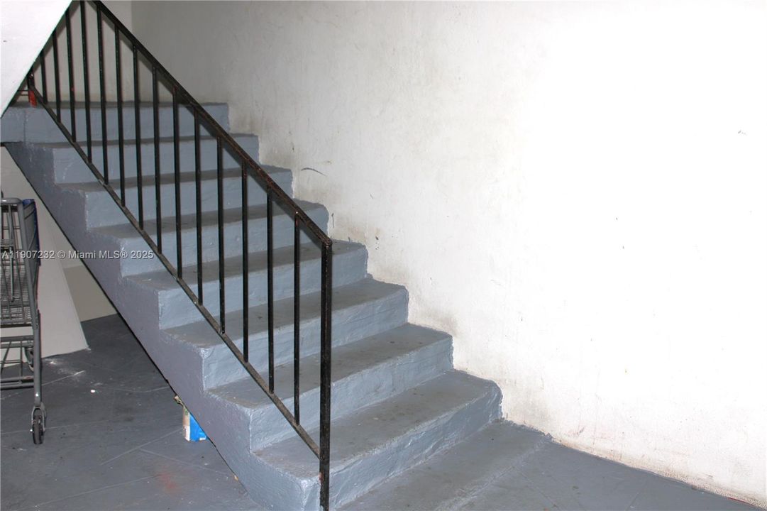 For Rent: $1,600 (1 beds, 1 baths, 791 Square Feet)