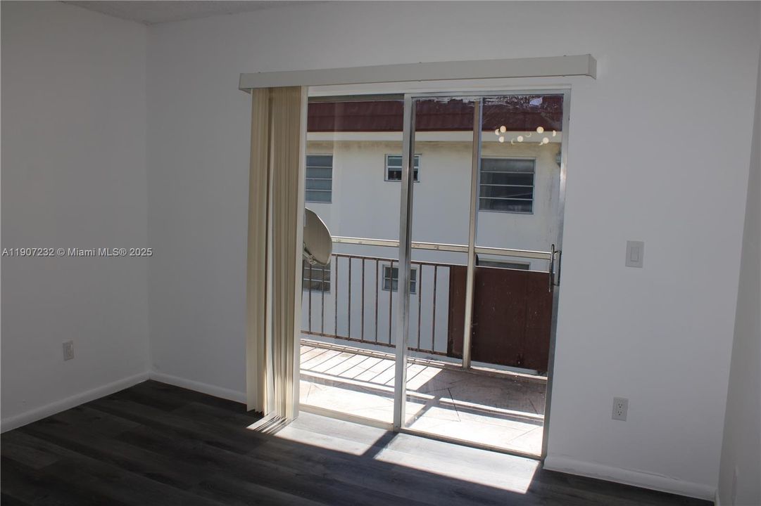 For Rent: $1,600 (1 beds, 1 baths, 791 Square Feet)