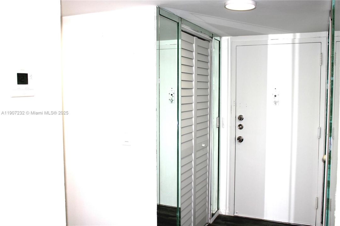 For Rent: $1,600 (1 beds, 1 baths, 791 Square Feet)