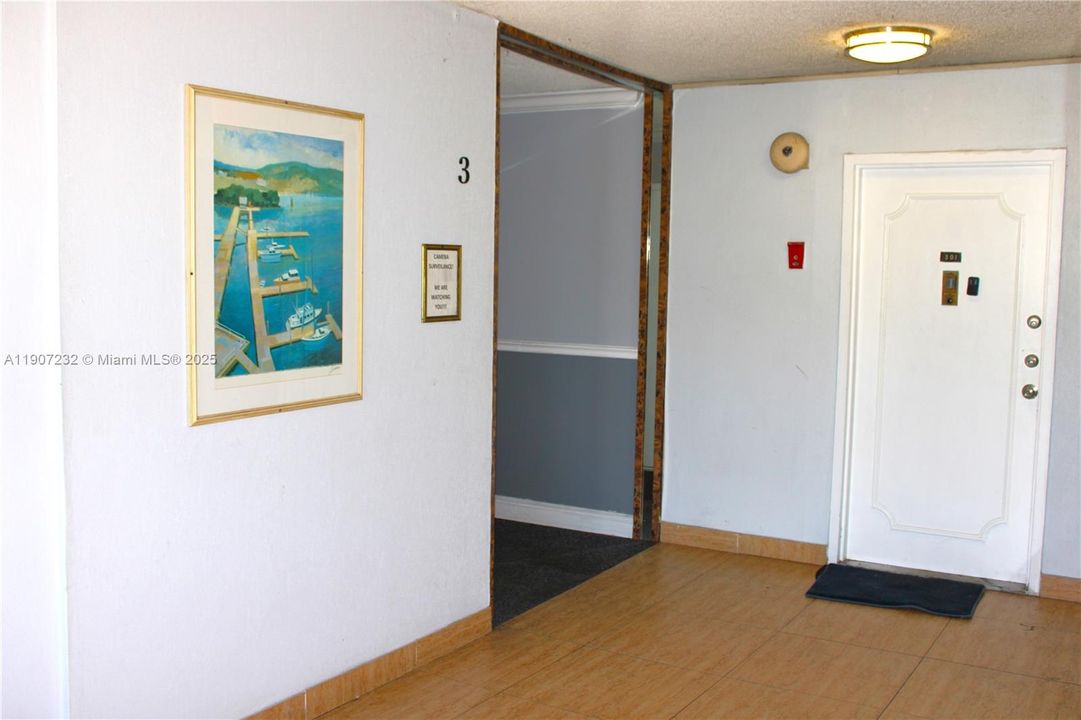 For Rent: $1,600 (1 beds, 1 baths, 791 Square Feet)