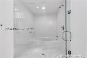 For Rent: $5,000 (2 beds, 2 baths, 1323 Square Feet)