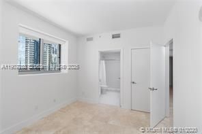 For Rent: $5,000 (2 beds, 2 baths, 1323 Square Feet)
